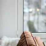 Stylish Central Flat, Steps To Beach Apartment Ostend