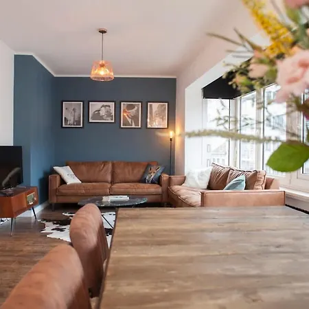 Stylish Flat, Steps To Apartamento *