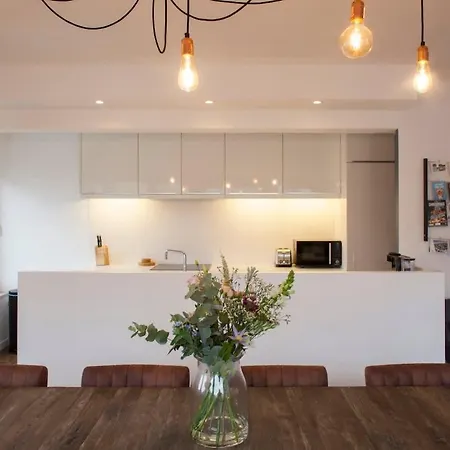 Stylish Flat, Steps To *
