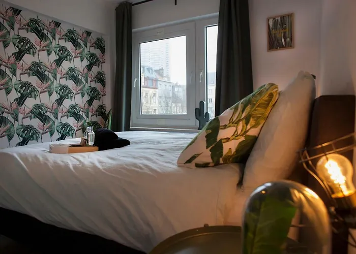 Stylish Flat I Walk To Apartment